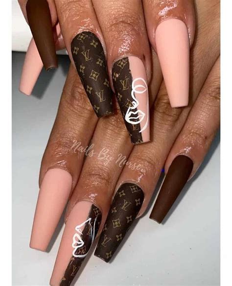 acrylic nails louis vuitton